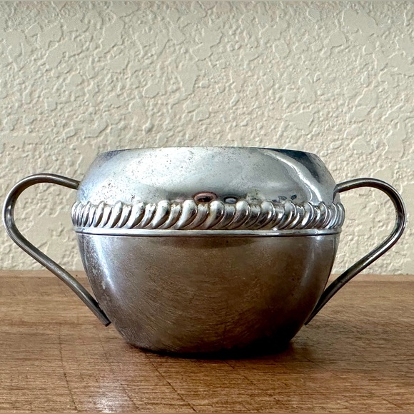 Vintage Irvinware Chrome Plated Double Handled Sugar Cup - Picture 2 of 10